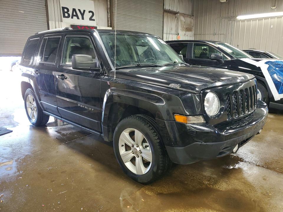 41964086 :رقم المزاد ، 1C4NJRFB0GD612654 vin ، 2016 Jeep Patriot مزاد بيع