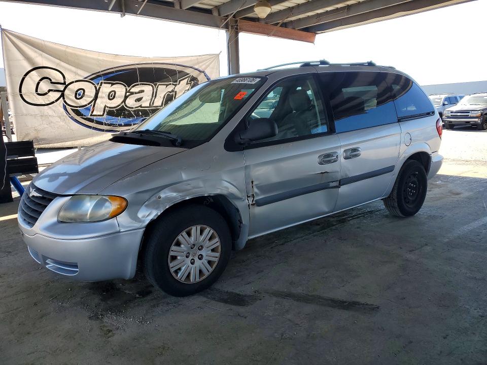46966106 :رقم المزاد ، 1C4GP45R95B354524 vin ، 2005 Chrysler Town & Country مزاد بيع