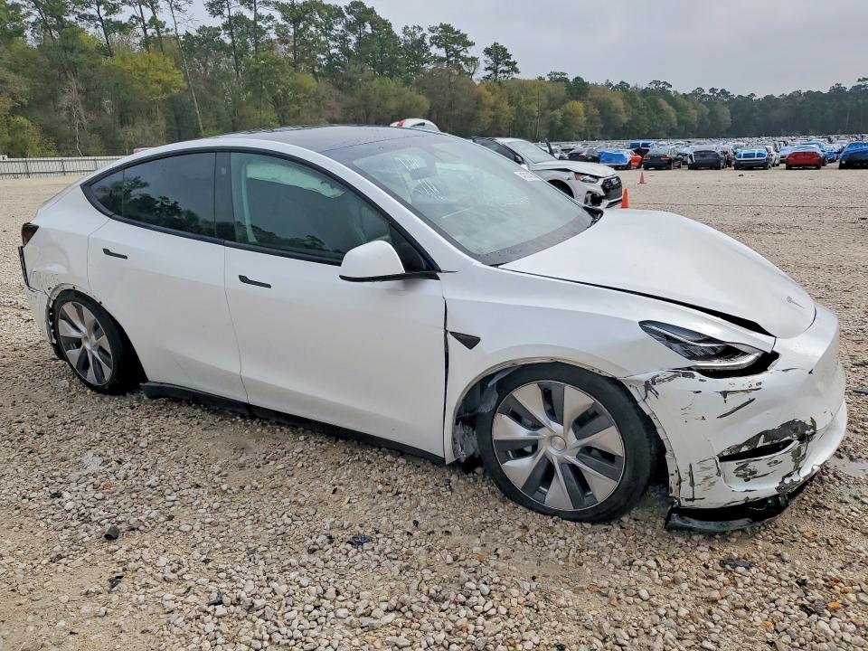 41814176 :رقم المزاد ، 7SAYGDEE3PF601847 vin ، 2023 Tesla Model Y مزاد بيع
