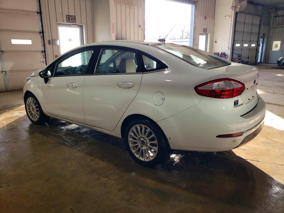 47341696 :رقم المزاد ، 3FADP4CJ3FM205445 vin ، 2015 Ford Fiesta مزاد بيع