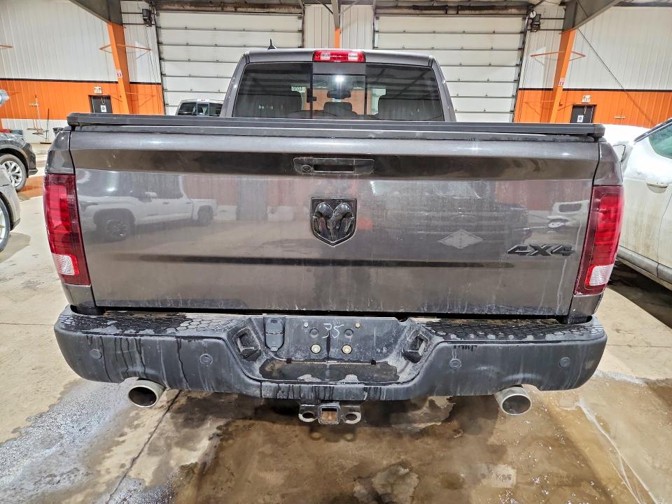 46003696 :رقم المزاد ، 1C6RR7GT4KS611217 vin ، 2019 Ram 1500 Classic مزاد بيع