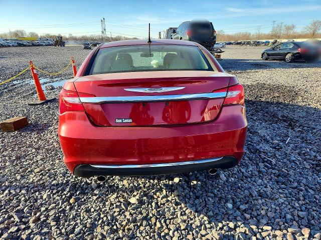 47240086 :رقم المزاد ، 1C3CCBCG5DN524525 vin ، 2013 Chrysler 200 مزاد بيع