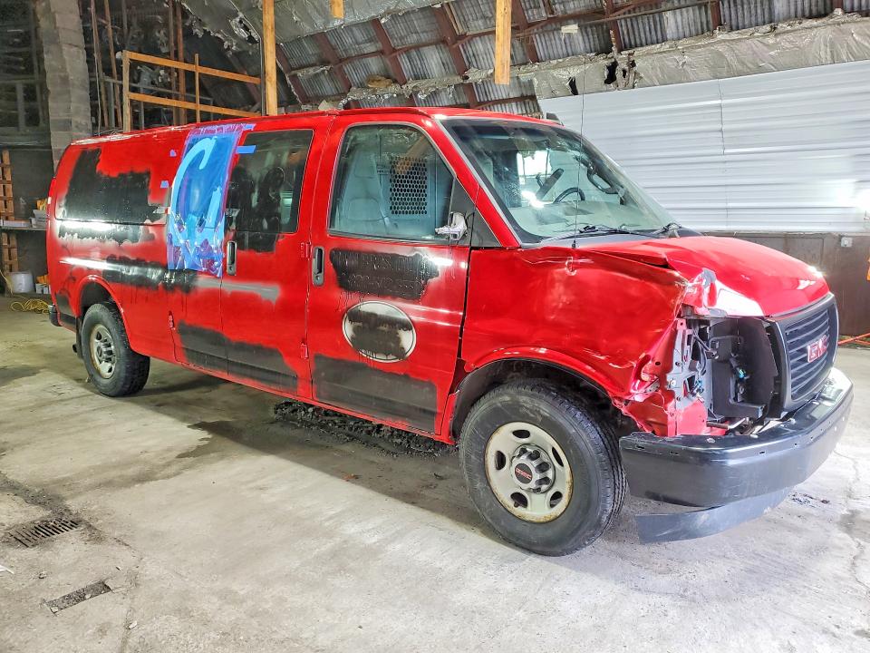 46249376 :رقم المزاد ، 1GTZ7HF75N1141301 vin ، 2022 Gmc Savana مزاد بيع