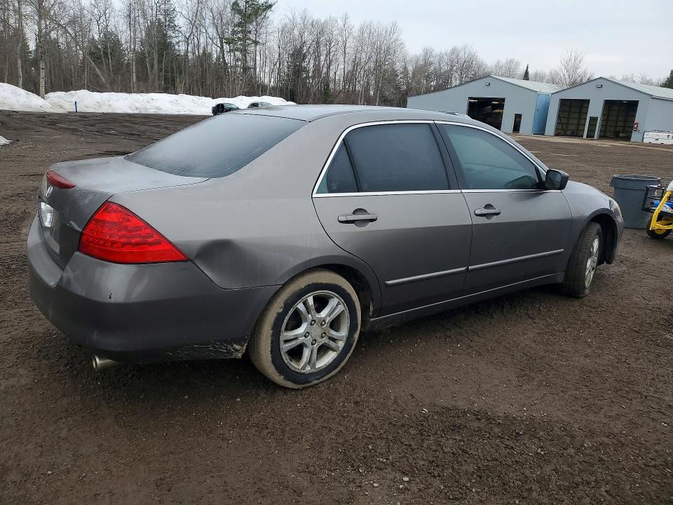 47342196 :رقم المزاد ، 1HGCM567X7A810440 vin ، 2007 Honda Accord مزاد بيع