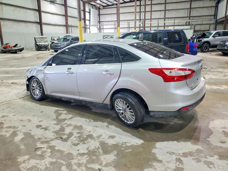 79617125 :رقم المزاد ، 1FAHP3H24CL434369 vin ، 2012 Ford Focus مزاد بيع