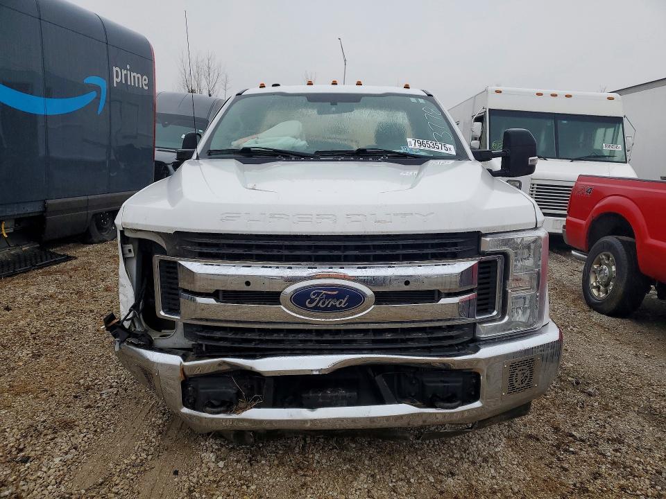 Продажа на аукционе авто 2019 Ford F350, vin: 1FDRF3GT2KEE59538, номер лота: 79653575