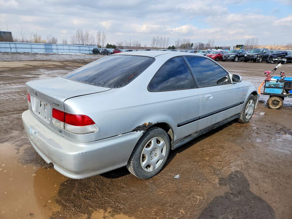 Продажа на аукционе авто 2000 Honda Civic, vin: 1HGEJ8273YL811508, номер лота: 46354906