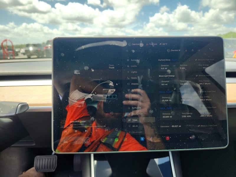Продажа на аукционе авто 2018 Tesla Model 3, vin: 5YJ3E1EB8JF066832, номер лота: 47941866