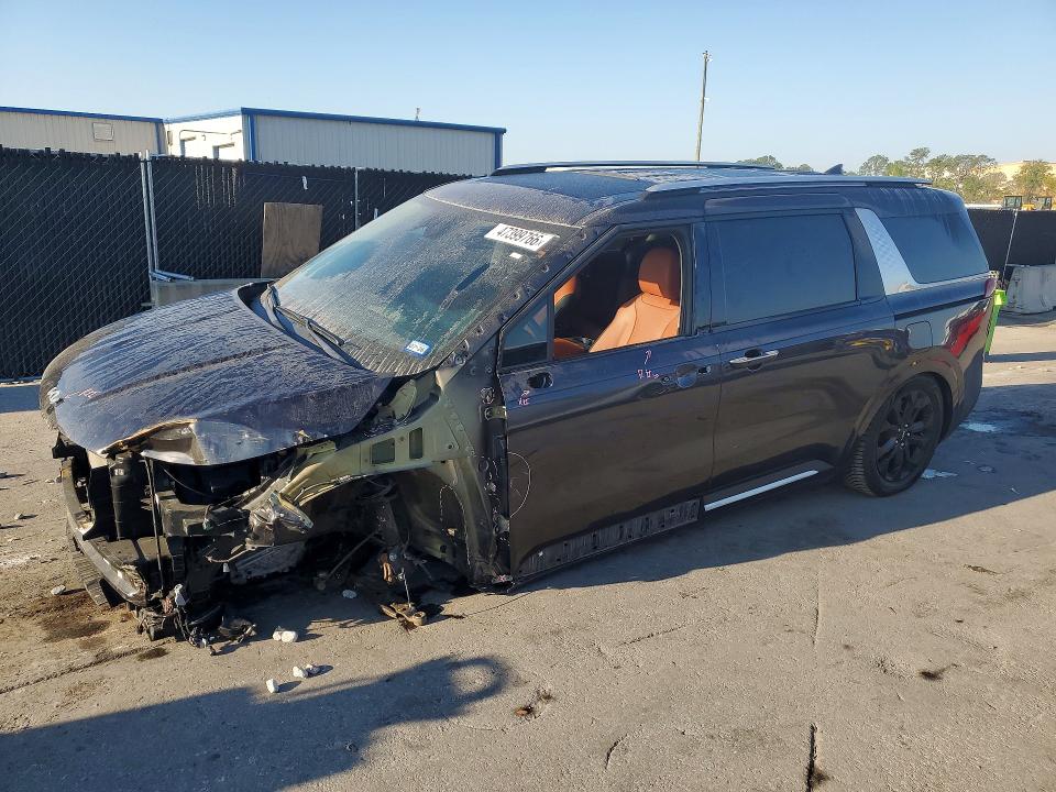 Продажа на аукционе авто 2023 Kia Carnival, vin: KNDNE5H39P6263095, номер лота: 47399766
