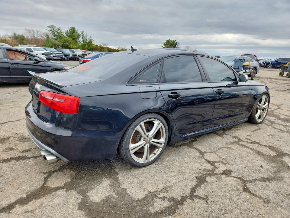 2013 Audi S6 მანქანა იყიდება აუქციონზე, vin: WAUF2AFCXDN082286, აუქციონის ნომერი: 46768156