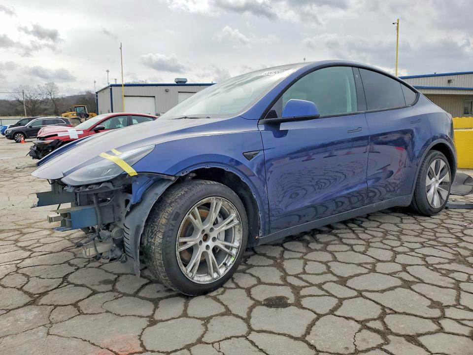 Продажа на аукционе авто 2021 Tesla Model Y, vin: 5YJYGAEE8MF146095, номер лота: 45609506
