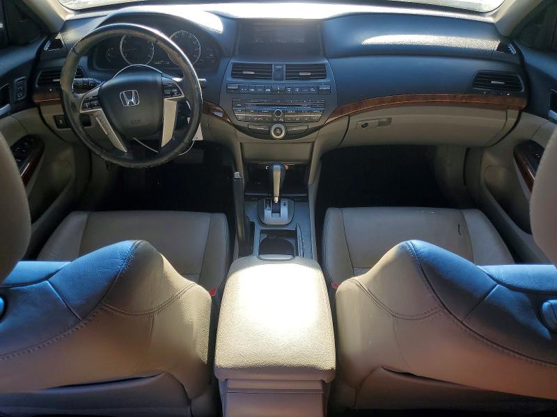 46863956 :رقم المزاد ، 1HGCP3F8XBA011027 vin ، 2011 Honda Accord مزاد بيع