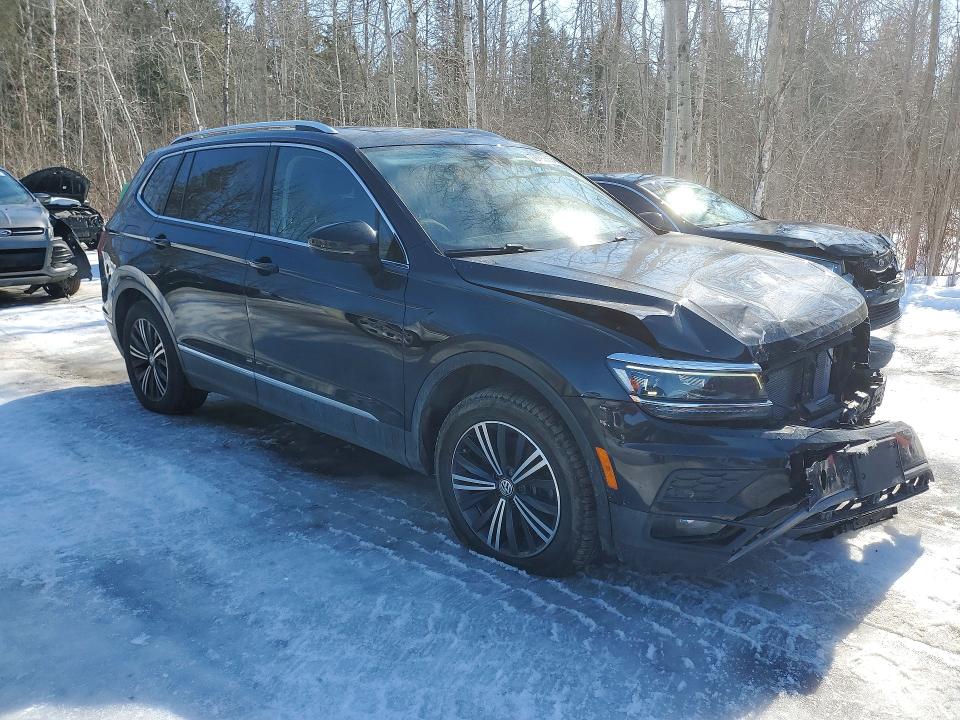 79792885 :رقم المزاد ، 3VV4B7AX1JM067626 vin ، 2018 Volkswagen Tiguan مزاد بيع