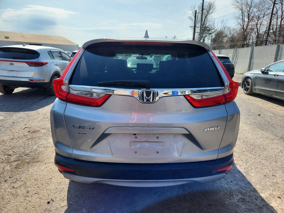 47643446 :رقم المزاد ، 7FARW2H53JE094187 vin ، 2018 Honda Cr-v مزاد بيع