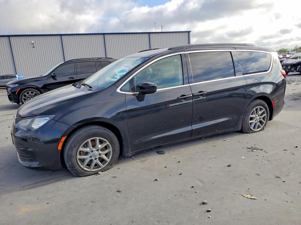 Продаж на аукціоні авто 2020 Chrysler Voyager, vin: 2C4RC1DG6LR164343, номер лоту: 45580496