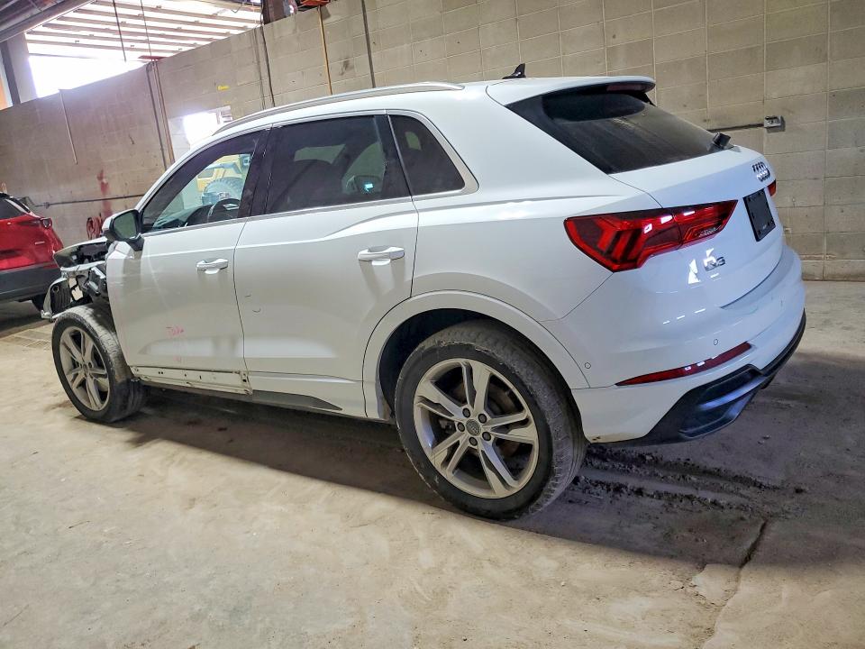 41594926 :رقم المزاد ، WA1FECF32L1017535 vin ، 2020 Audi Q3 مزاد بيع