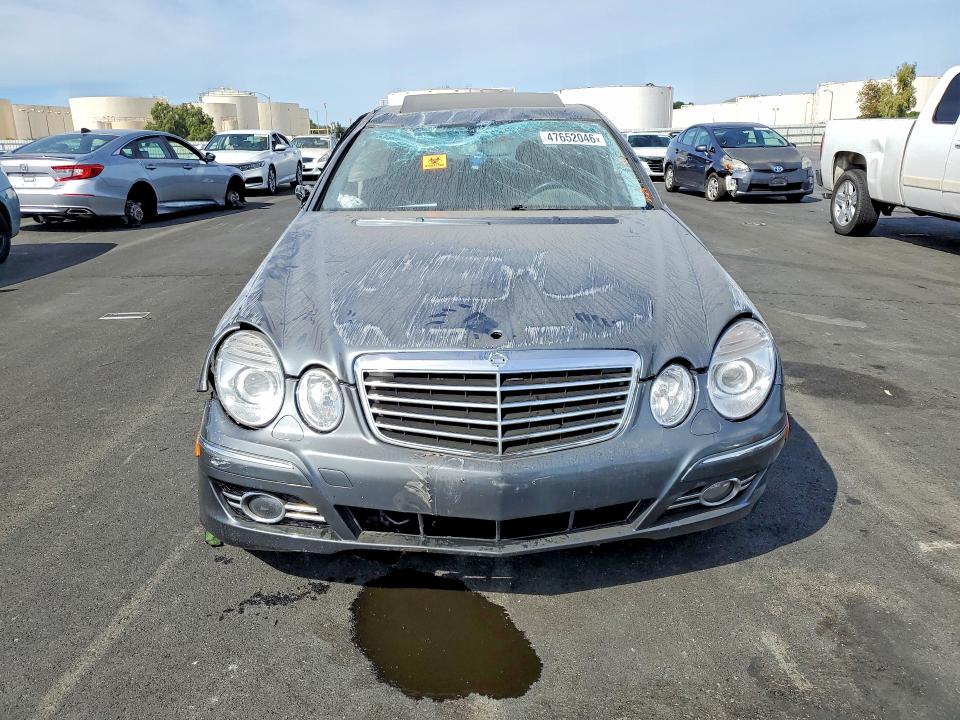 47652046 :رقم المزاد ، WDBUF56X68B309262 vin ، 2008 Mercedes-benz E مزاد بيع