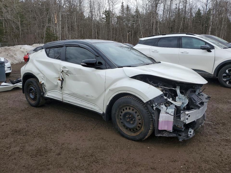 2020 Toyota C-hr მანქანა იყიდება აუქციონზე, vin: JTNKHMBX9L1083490, აუქციონის ნომერი: 47104186