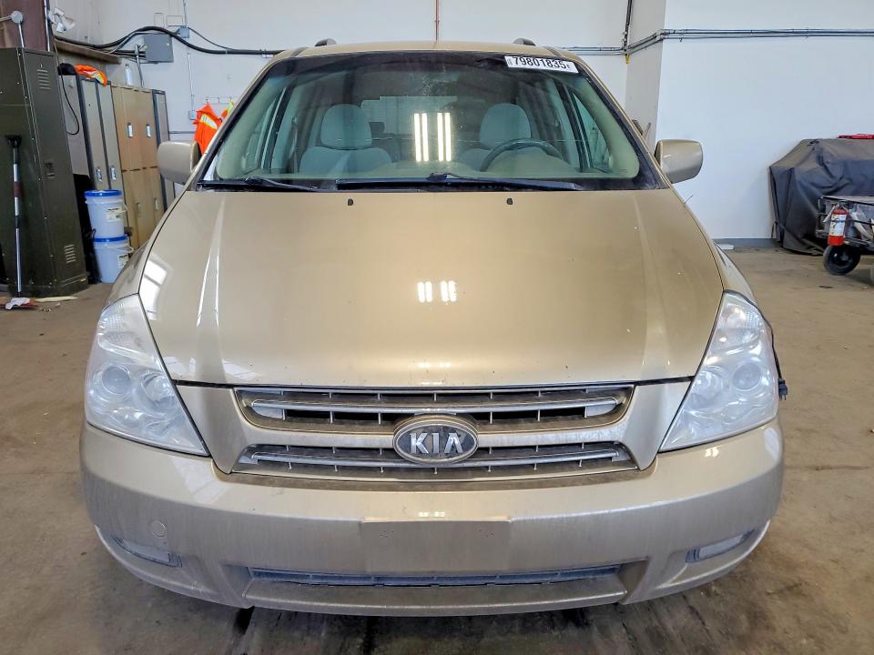 2009 Kia Sedona მანქანა იყიდება აუქციონზე, vin: KNDMB233696306031, აუქციონის ნომერი: 79801835