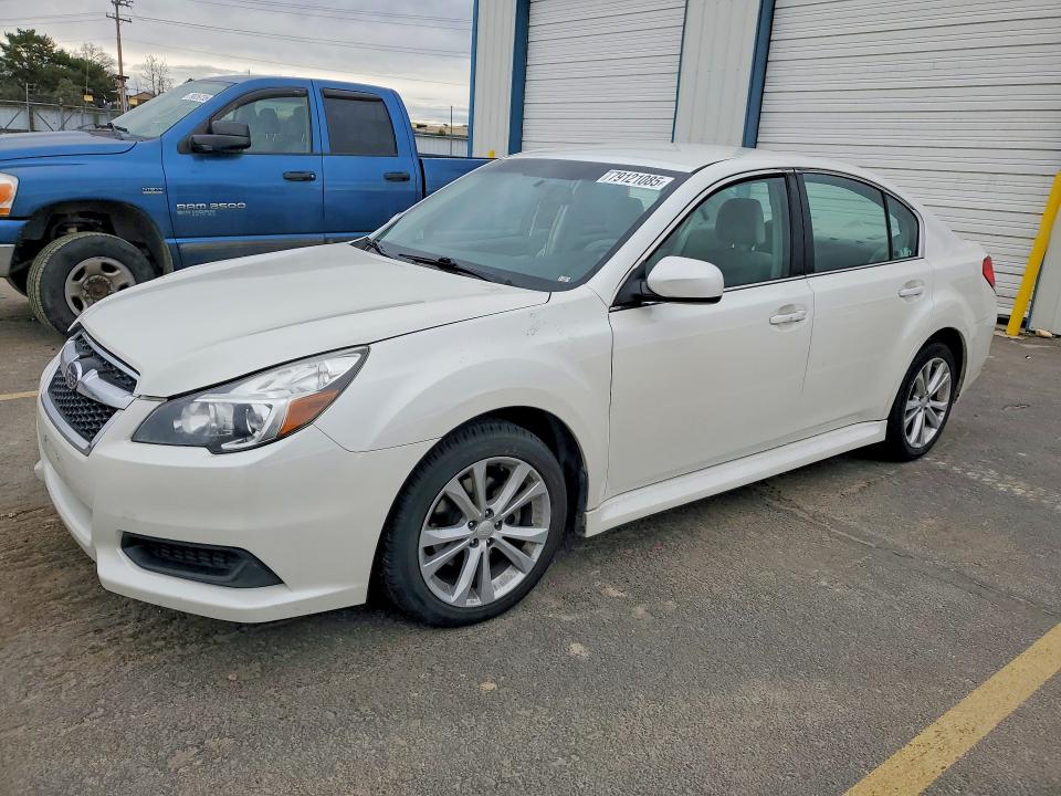 79121085 :رقم المزاد ، 4S3BMBC62E3008020 vin ، 2014 Subaru Legacy مزاد بيع