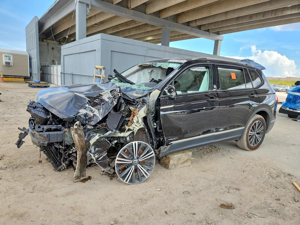 49668296 :رقم المزاد ، 3VV6B7AX4RM215563 vin ، 2024 Volkswagen Tiguan مزاد بيع
