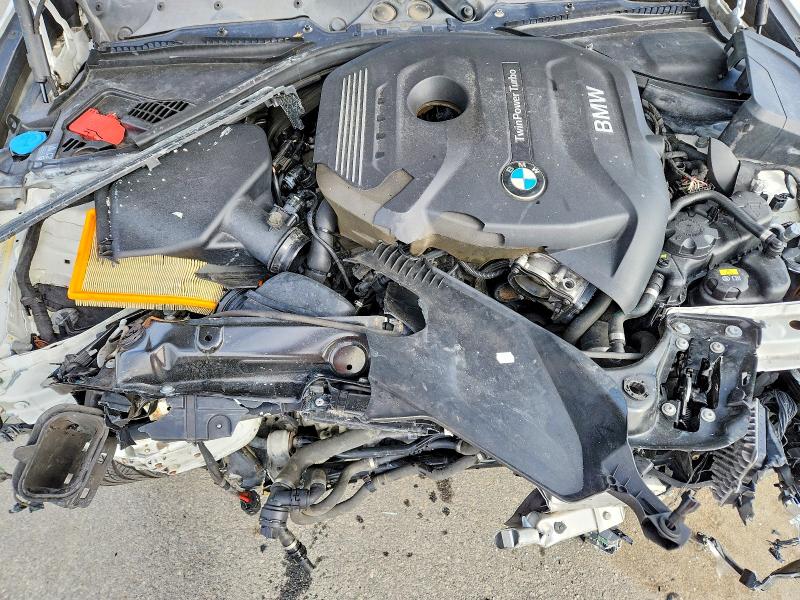 46412146 :رقم المزاد ، WBA8D9G35HNU63663 vin ، 2017 Bmw 330 مزاد بيع