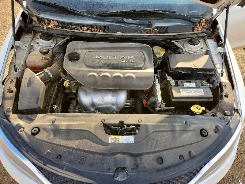 Продажа на аукционе авто 2015 Chrysler 200, vin: 1C3CCCAB3FN553277, номер лота: 47991266