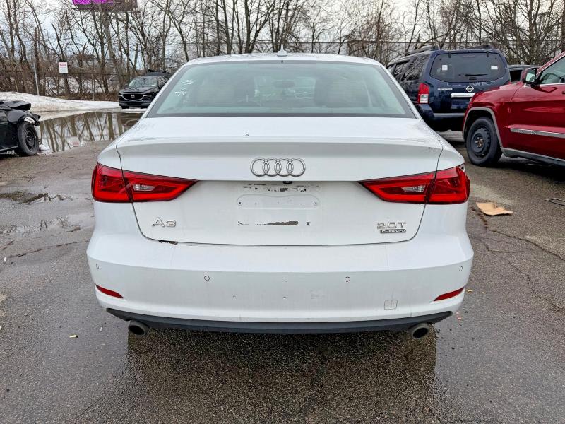 2015 Audi A3 მანქანა იყიდება აუქციონზე, vin: WAUEFGFF2F1131424, აუქციონის ნომერი: 45692816