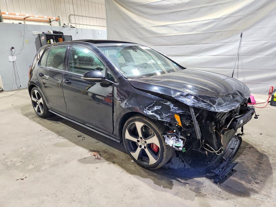 47794346 :رقم المزاد ، 3VW447AUXHM021640 vin ، 2017 Volkswagen Gti مزاد بيع