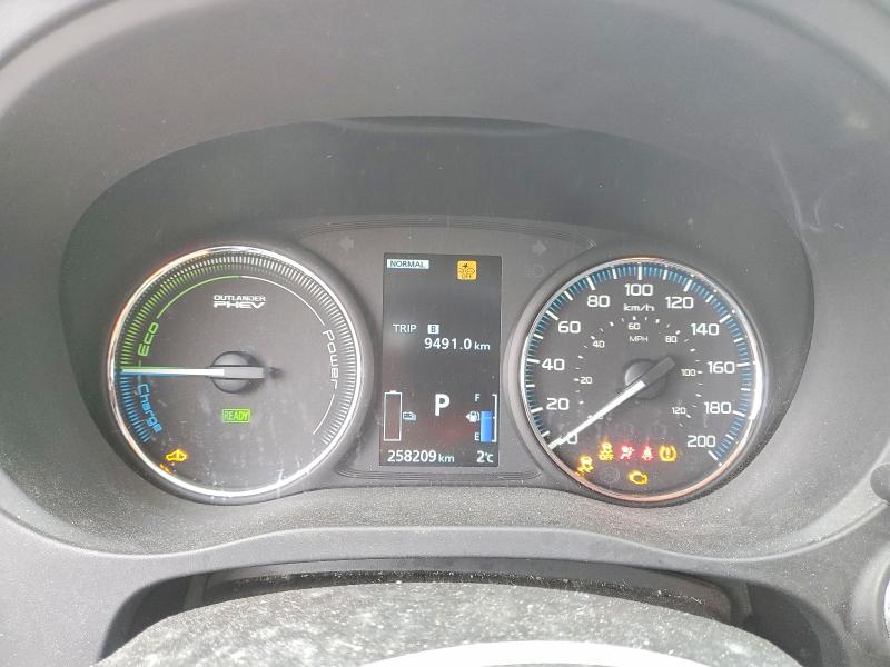79815915 :رقم المزاد ، JA4J24A55JZ620866 vin ، 2018 Mitsubishi Outlander مزاد بيع