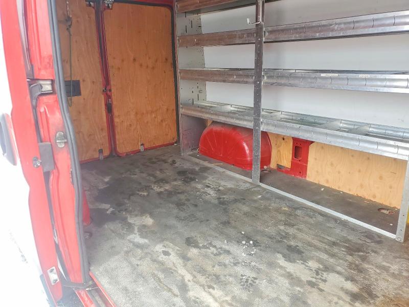 45824466 :رقم المزاد ، 3C6TRVAG1KE526277 vin ، 2019 Ram Promaster 1500 مزاد بيع