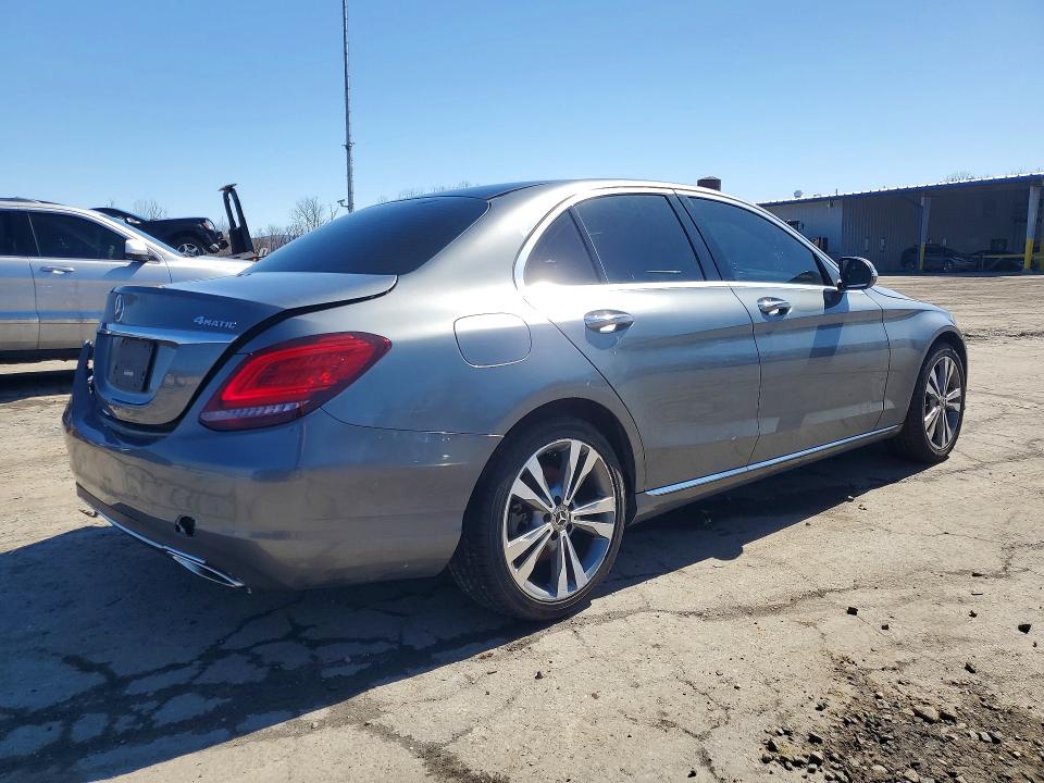 45949256 :رقم المزاد ، W1KWF8EB2MR630000 vin ، 2021 Mercedes-benz C مزاد بيع