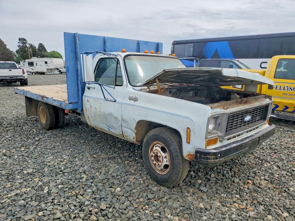 1973 Chevrolet 3800 Flatb მანქანა იყიდება აუქციონზე, vin: CCY333Z179926, აუქციონის ნომერი: 79683975