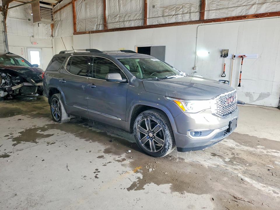 45950816 :رقم المزاد ، 1GKKNXLS7KZ169015 vin ، 2019 Gmc Acadia مزاد بيع