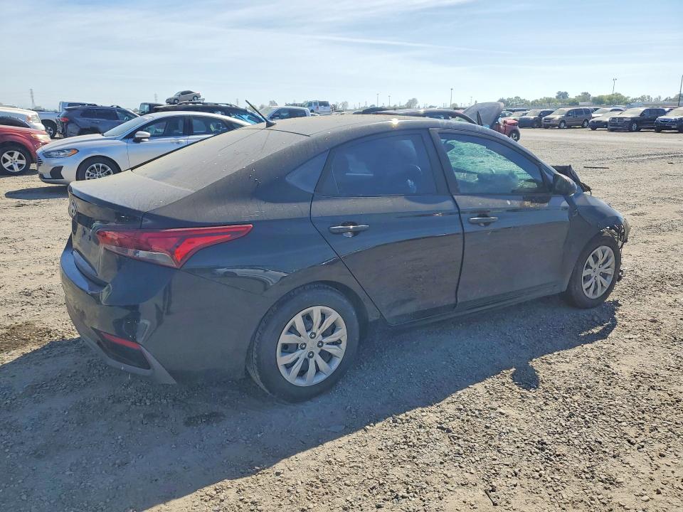 42021846 :رقم المزاد ، 3KPC24A3XJE017968 vin ، 2018 Hyundai Accent مزاد بيع