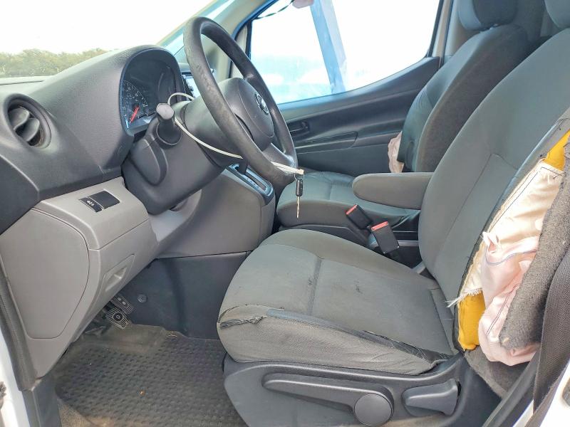 79428305 :رقم المزاد ، 3N6CM0KN2FK731392 vin ، 2015 Niss Nv200 مزاد بيع
