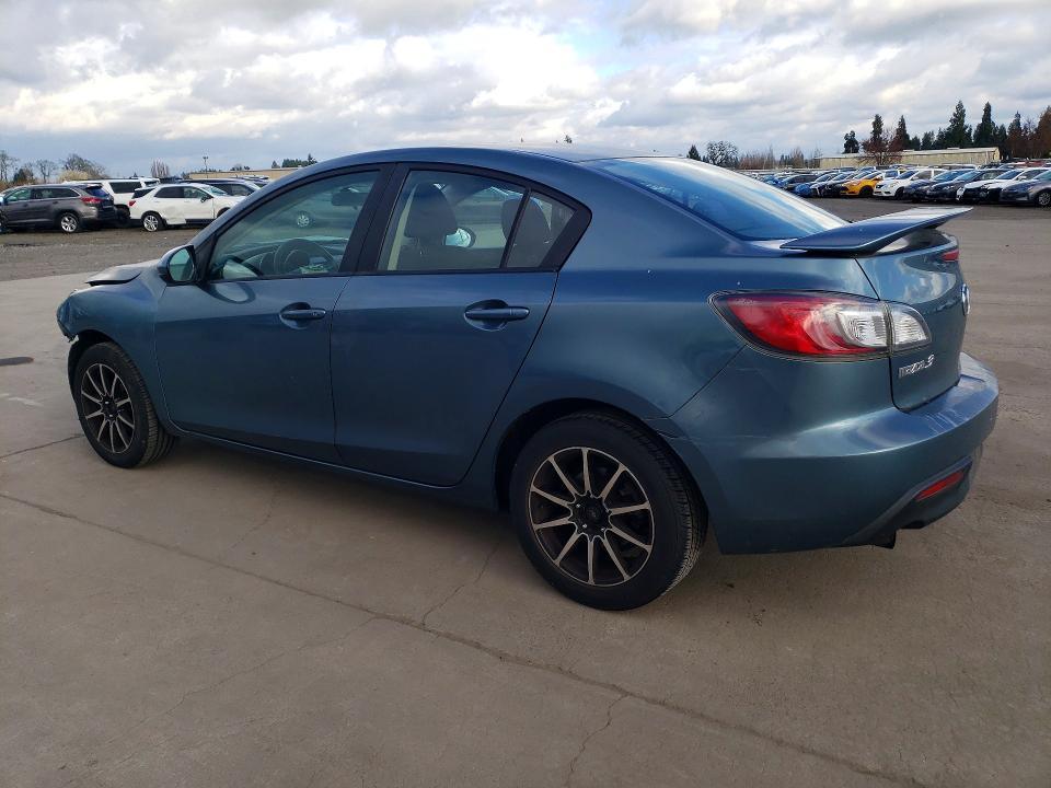 41615106 :رقم المزاد ، JM1BL1UG3B1362818 vin ، 2011 Mazda 3 مزاد بيع