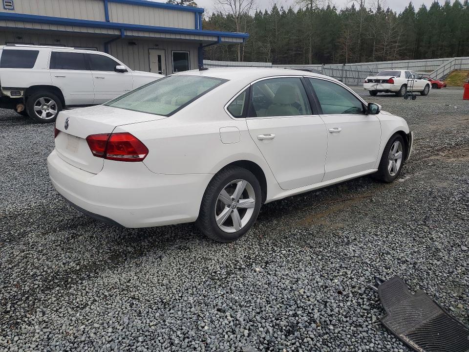 Продаж на аукціоні авто 2013 Volkswagen Passat, vin: 1VWBP7A32DC062622, номер лоту: 46346156