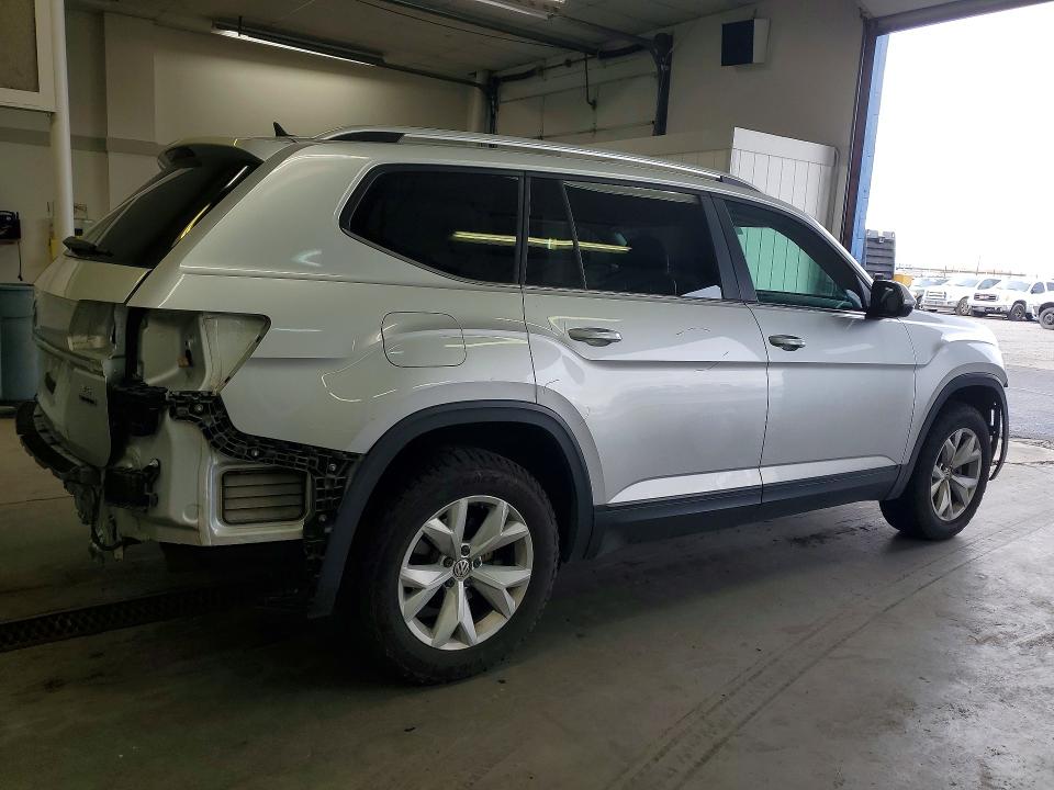 79653125 :رقم المزاد ، 1V2KR2CA9JC545112 vin ، 2018 Volkswagen Atlas مزاد بيع