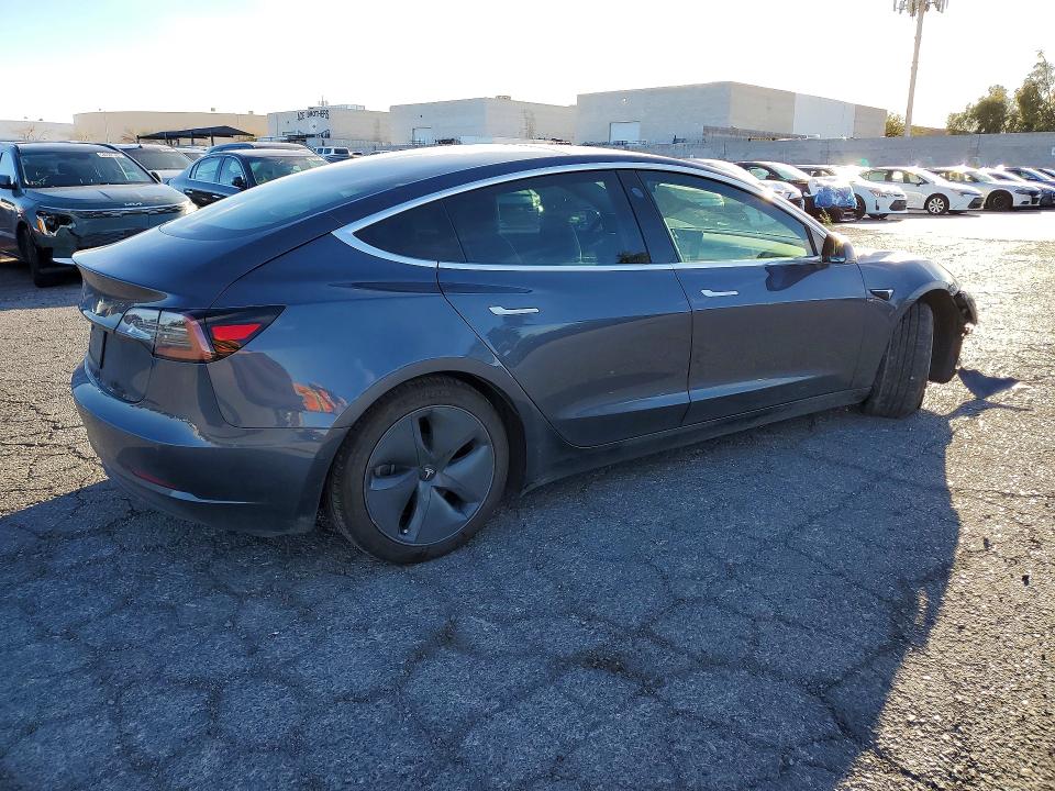 41945146 :رقم المزاد ، 5YJ3E1EA9LF803644 vin ، 2020 Tesla Model 3 مزاد بيع