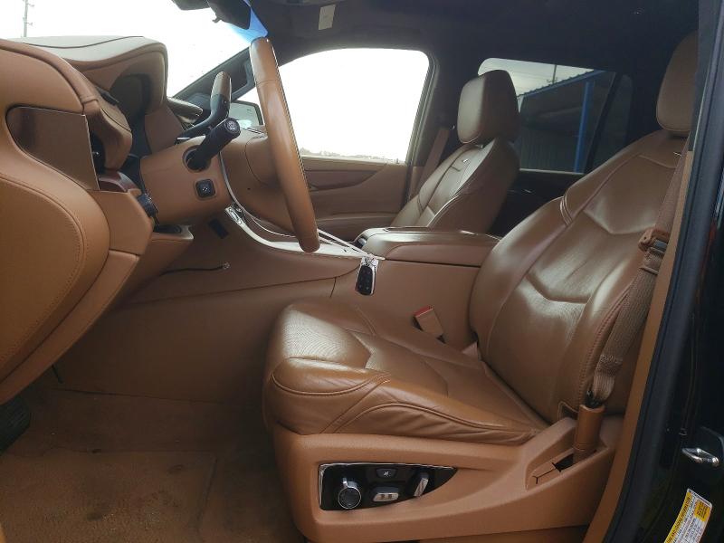 41800696 :رقم المزاد ، 1GYS4DKJ2HR236449 vin ، 2017 Cadillac Escalade مزاد بيع
