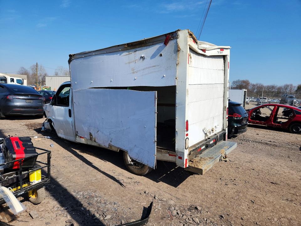 46942906 :رقم المزاد ، 1GDY72BA6C1903554 vin ، 2012 Gmc Savana مزاد بيع