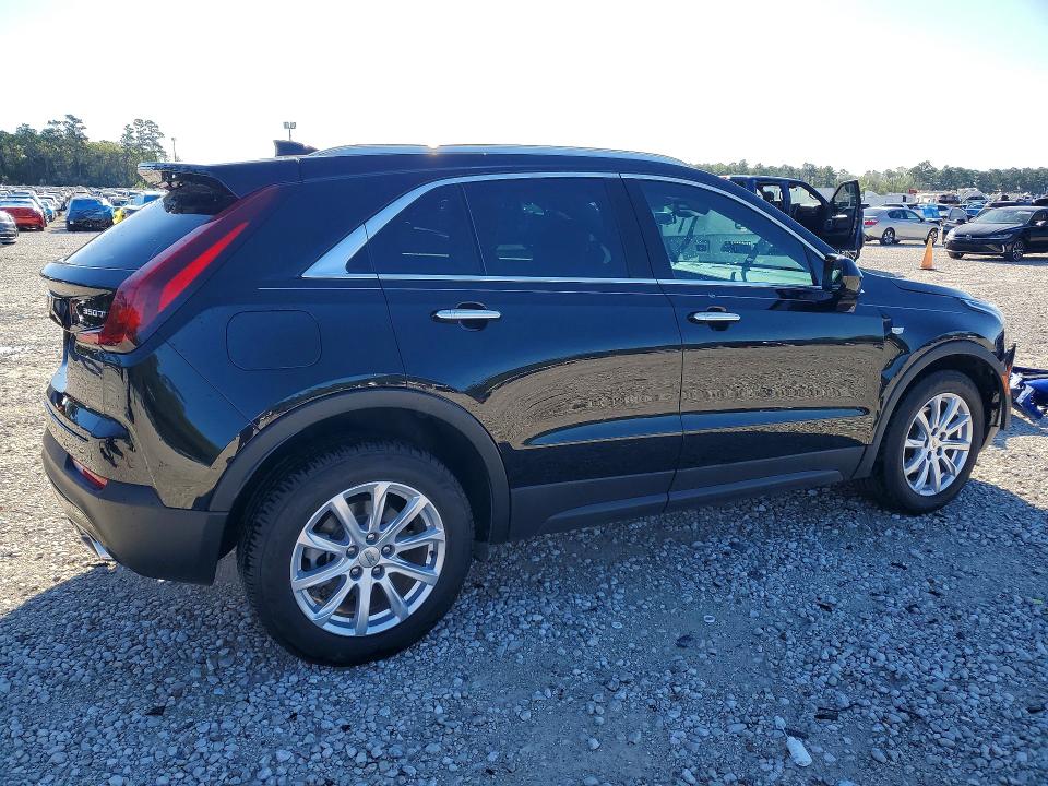 45695786 :رقم المزاد ، 1GYAZAR48PF105201 vin ، 2023 Cadillac Xt4 مزاد بيع
