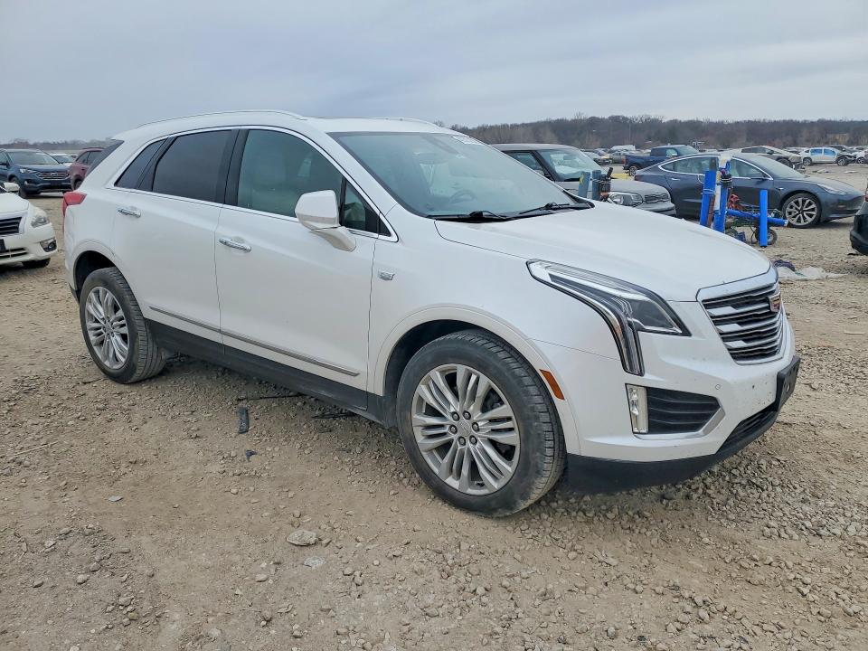47313156 :رقم المزاد ، 1GYKNERS6HZ306794 vin ، 2017 Cadillac Xt5 مزاد بيع