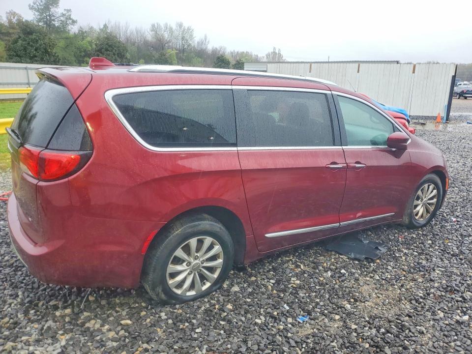 45559466 :رقم المزاد ، 2C4RC1BG3KR539638 vin ، 2019 Chrysler Pacifica مزاد بيع