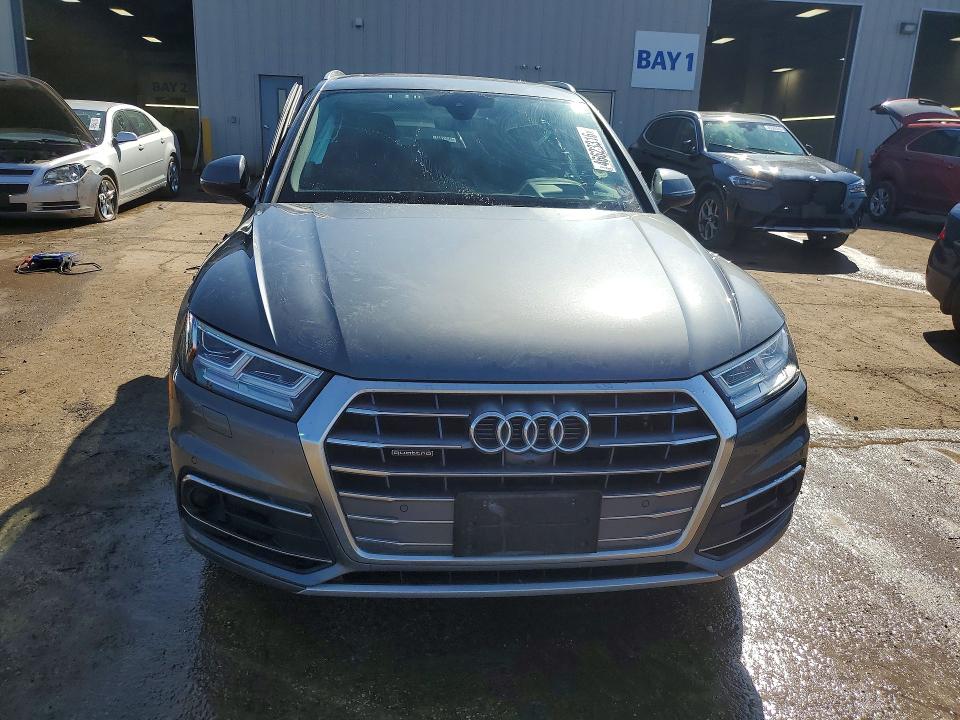 46623316 :رقم المزاد ، WA1CNAFY3K2095432 vin ، 2019 Audi Q5 مزاد بيع