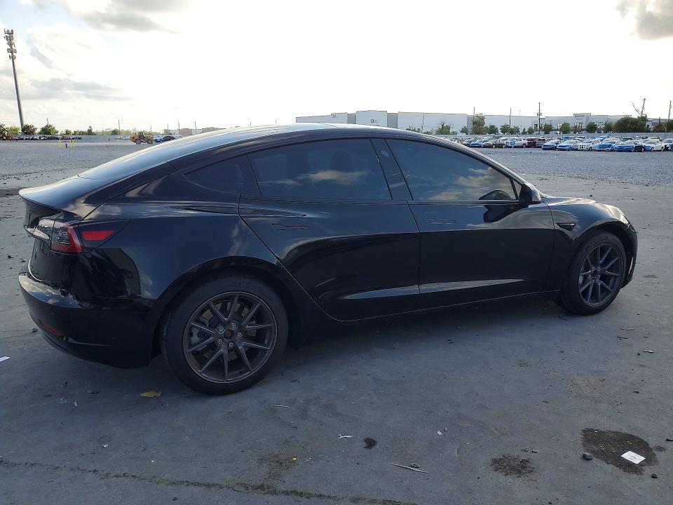 47411596 :رقم المزاد ، 5YJ3E1EA5PF587037 vin ، 2023 Tesla Model 3 مزاد بيع
