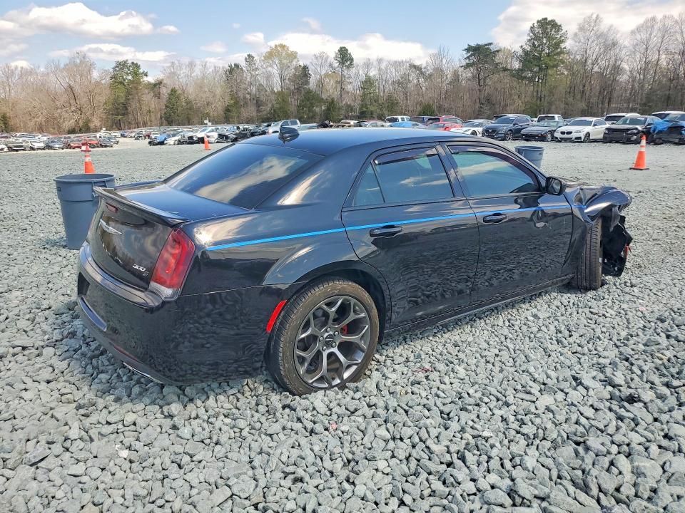 47079516 :رقم المزاد ، 2C3CCABG9JH142790 vin ، 2018 Chrysler 300 مزاد بيع