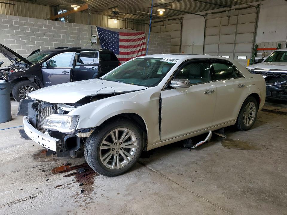 41825986 :رقم المزاد ، 2C3CCAEG3GH343217 vin ، 2016 Chrysler 300c مزاد بيع