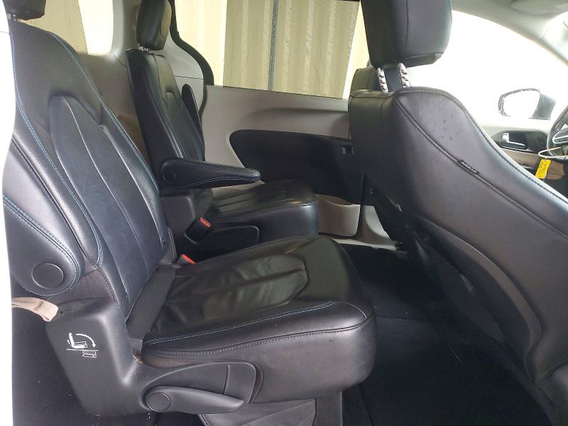 Продажа на аукционе авто 2021 Chrysler Pacifica, vin: 2C4RC1BG1MR585052, номер лота: 45598906